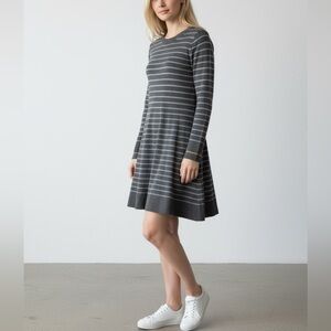 Philosophy cashmere blend long sleeved strip sweater dress size M gray and gold